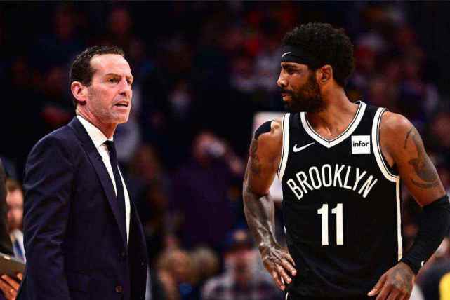 第三位登上 第三位登上